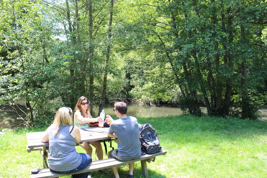 © Picnic area - Chartreuse-Port-Sainte-Marie - OT Combrailles