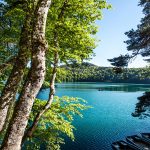 © Le Lac Pavin - massif du Sancy (63) - David Frobert / Auvergne-Rhône-Alpes Tourisme