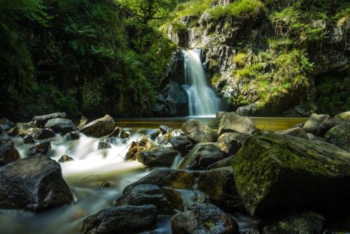 La cascade de Saint-Priest-des-Champs - Les balades de Léa et Tino