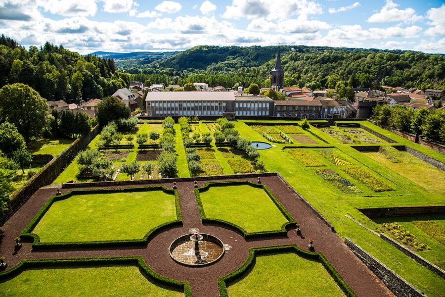 © Jardins du Château Dauphin - Elyas Saens