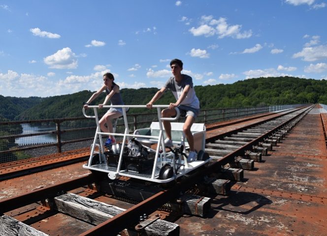 Vélorail au Viaduc des Fades